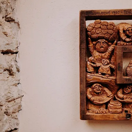 Au Coeur Du Village D'hotes &