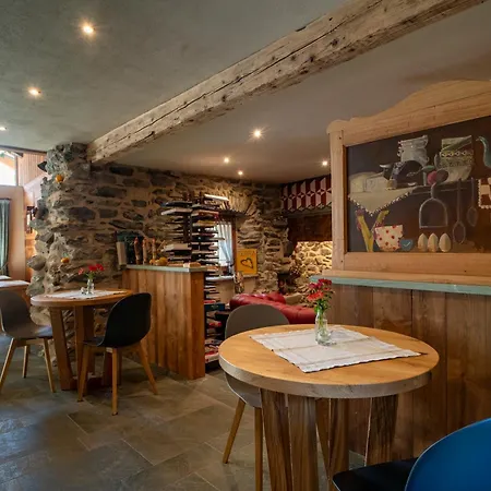 Au Coeur Du Village D'hotes & Pensjonat