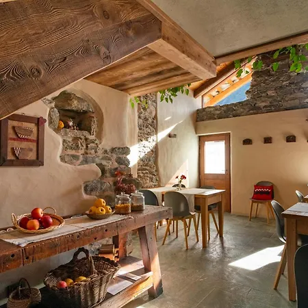 Au Coeur Du Village D'hotes & Pensjonat 3*