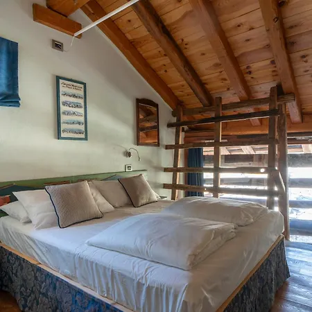 Au Coeur Du Village D'hotes & 3* Arnad