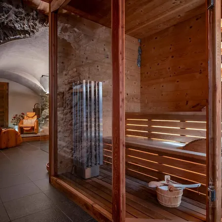 Au Coeur Du Village D'hotes & Арна