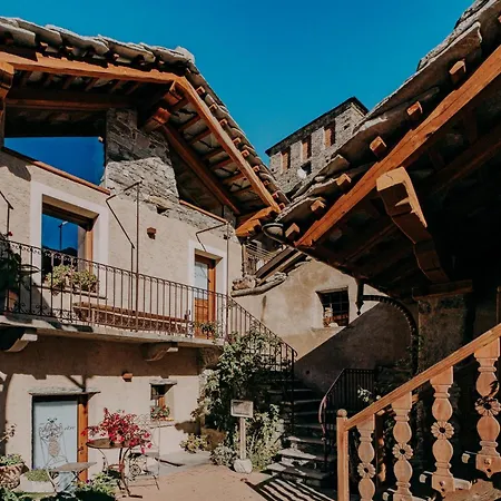 Au Coeur Du Village D'hotes & Pensjonat 3*